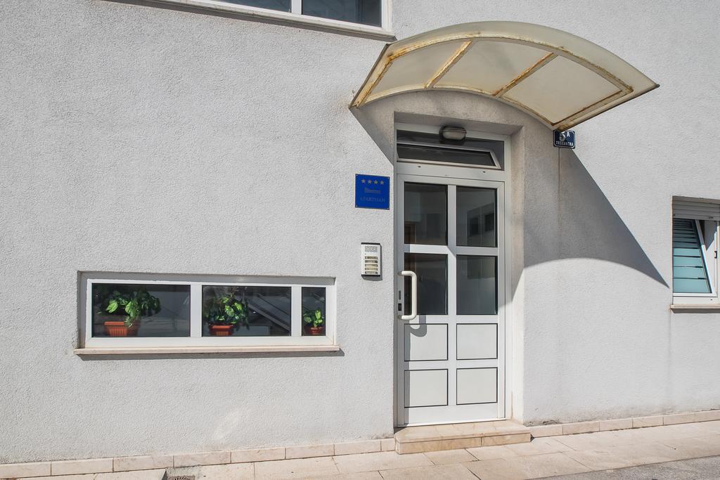 Guesthouse Teta Palmina 스플리트 외부 사진